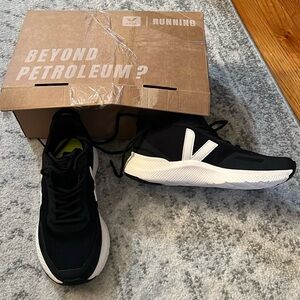 BRAND NEW WITH BOX black and white veja atheltic sneakers never worn